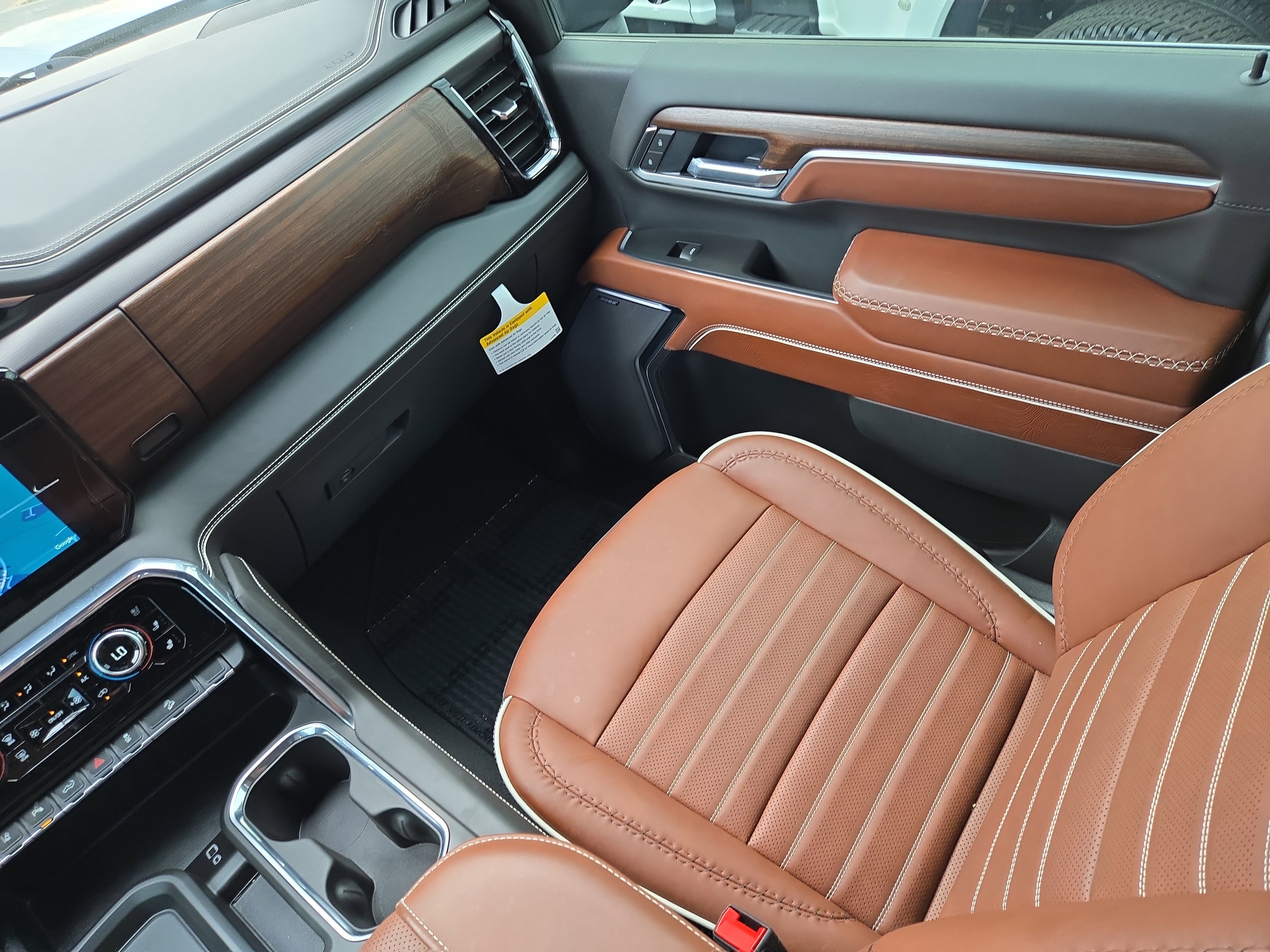 Used 2026 GMC Sierra 3500 Denali Ultimate image 28