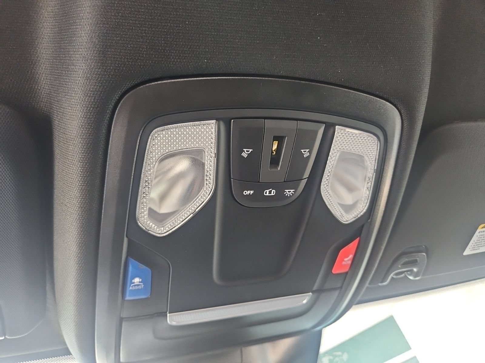 Used 2026 RAM 3500 Tradesman w/ Chrome Appearance Group A AWD/4WD image 15