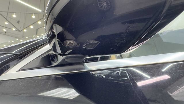 Used 2017 Mercedes-Benz S 550 Sedan image 12