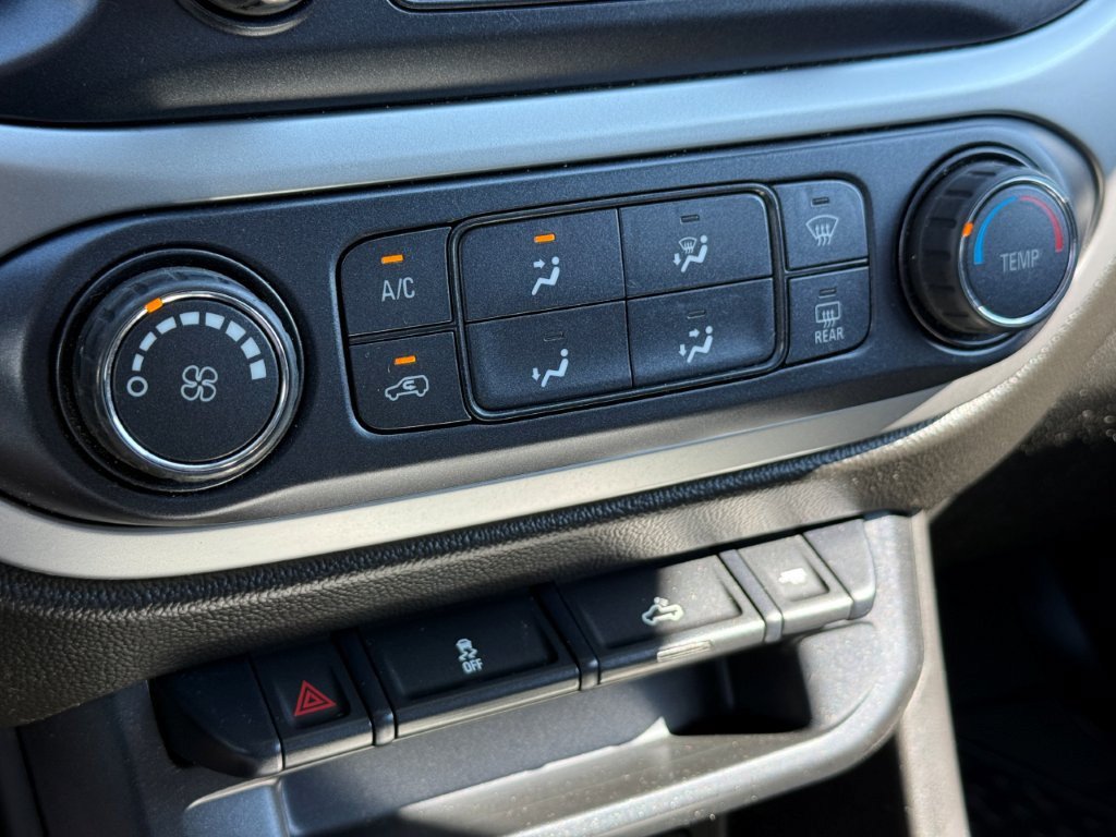 Used 2018 Chevrolet Colorado LT w/ LT Convenience Package AWD/4WD image 27