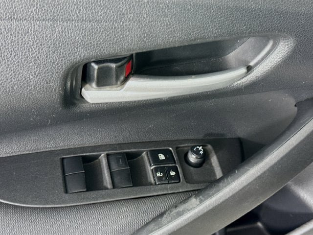 Certified 2021 Toyota Corolla LE FWD image 19