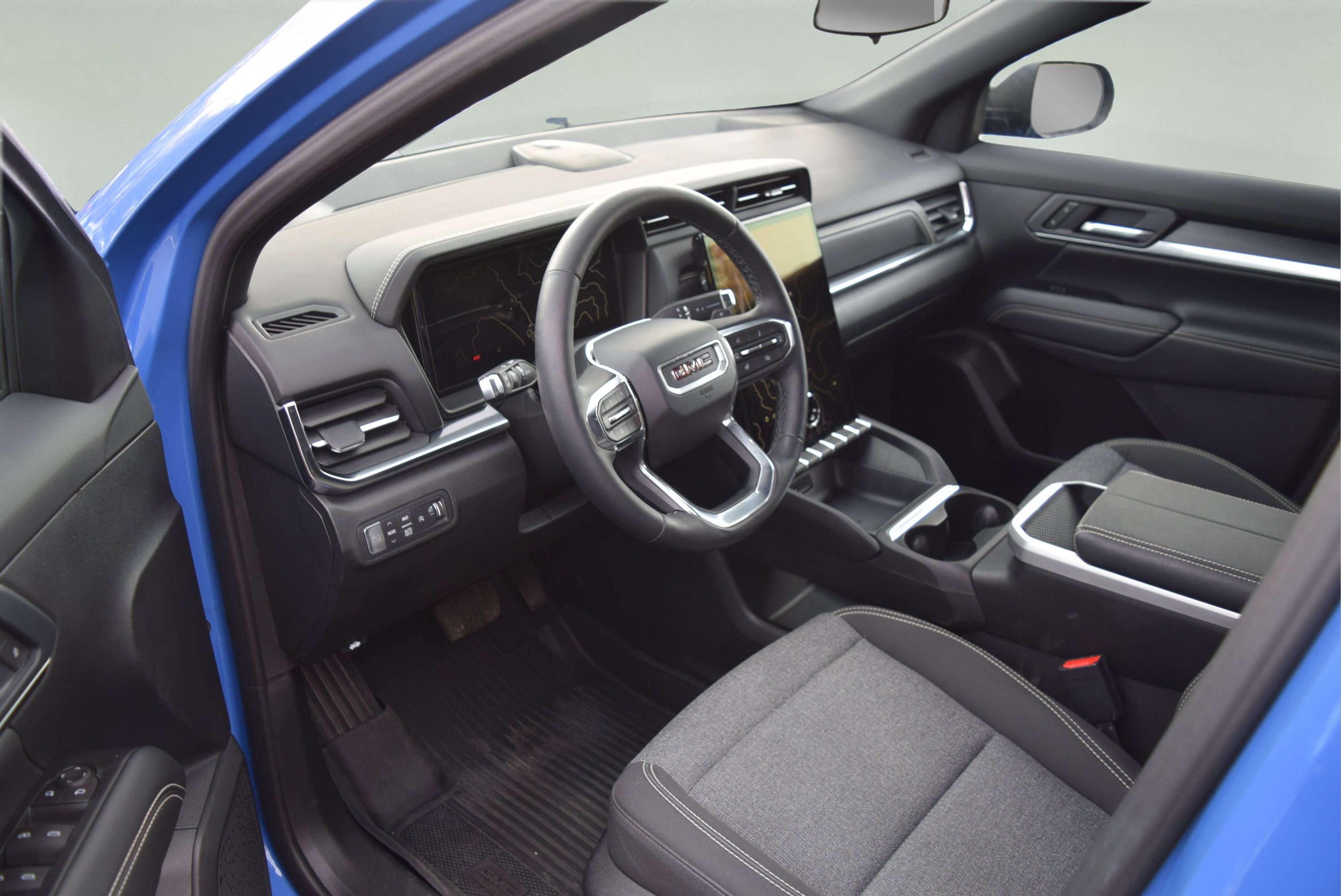 Used 2026 GMC Terrain Elevation image 10