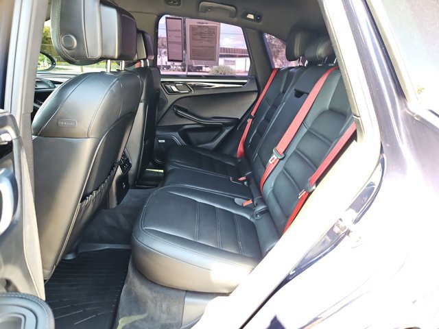 Used 2020 Porsche Macan S AWD/4WD image 19