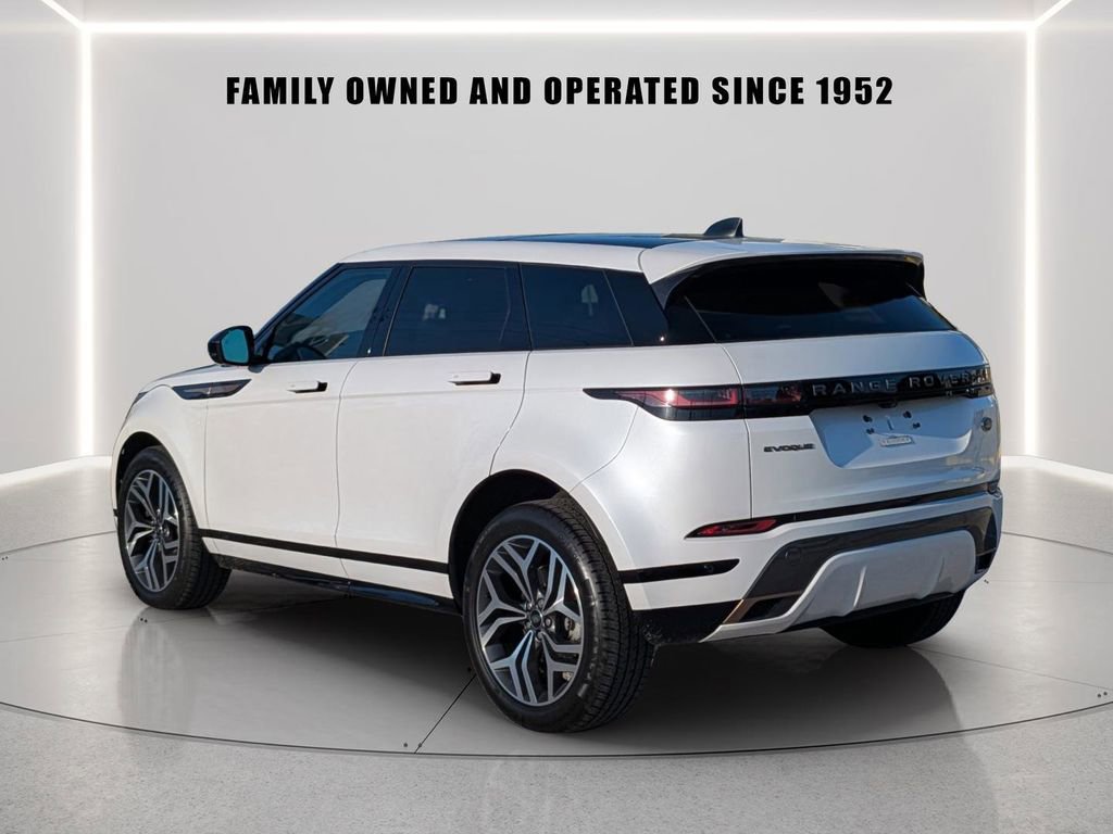 Used 2023 Land Rover Range Rover Evoque R-Dynamic SE image 4