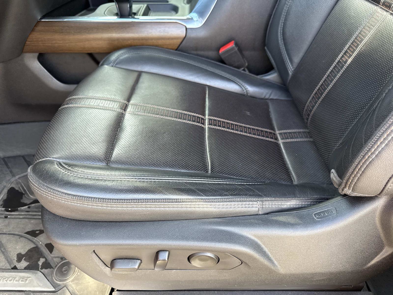 Used 2022 Chevrolet Silverado 1500 High Country w/ High Country Premium Package image 20