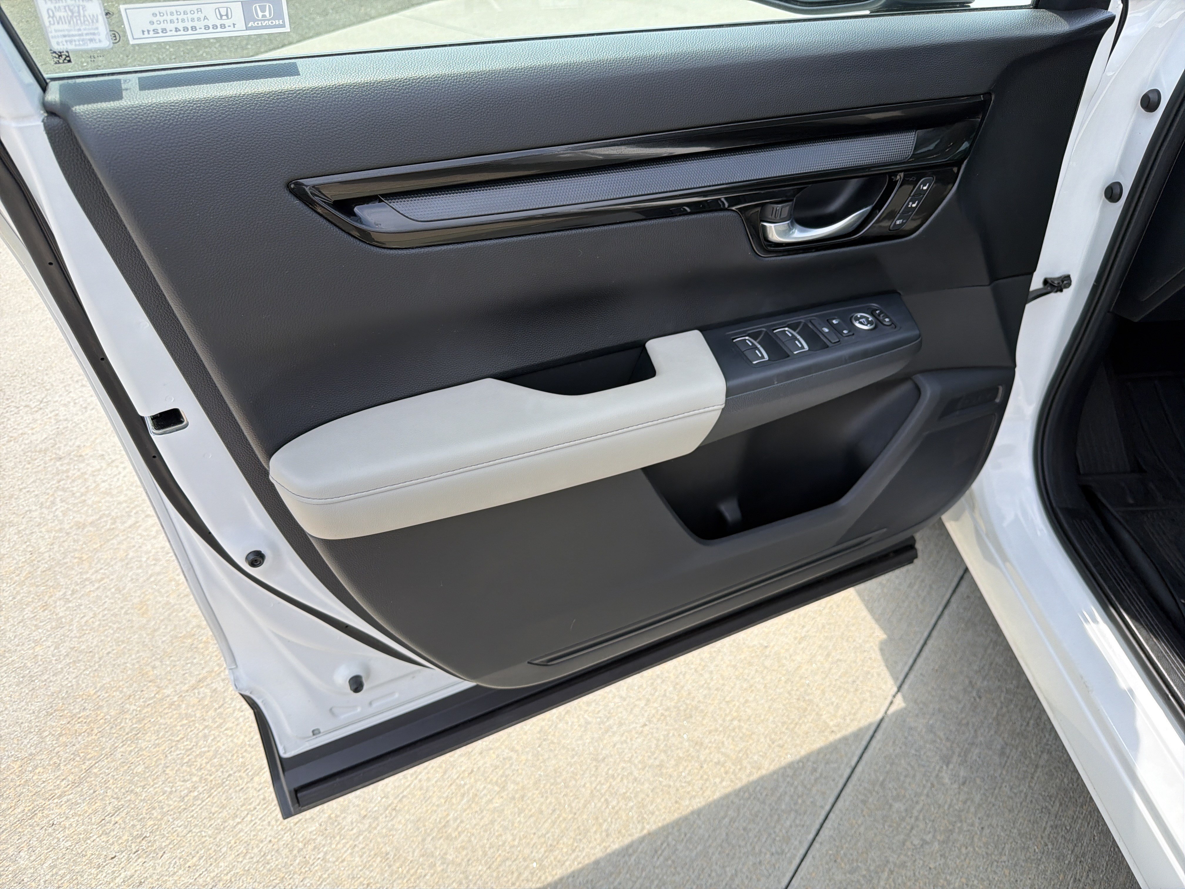 Used 2023 Honda CR-V EX-L image 14