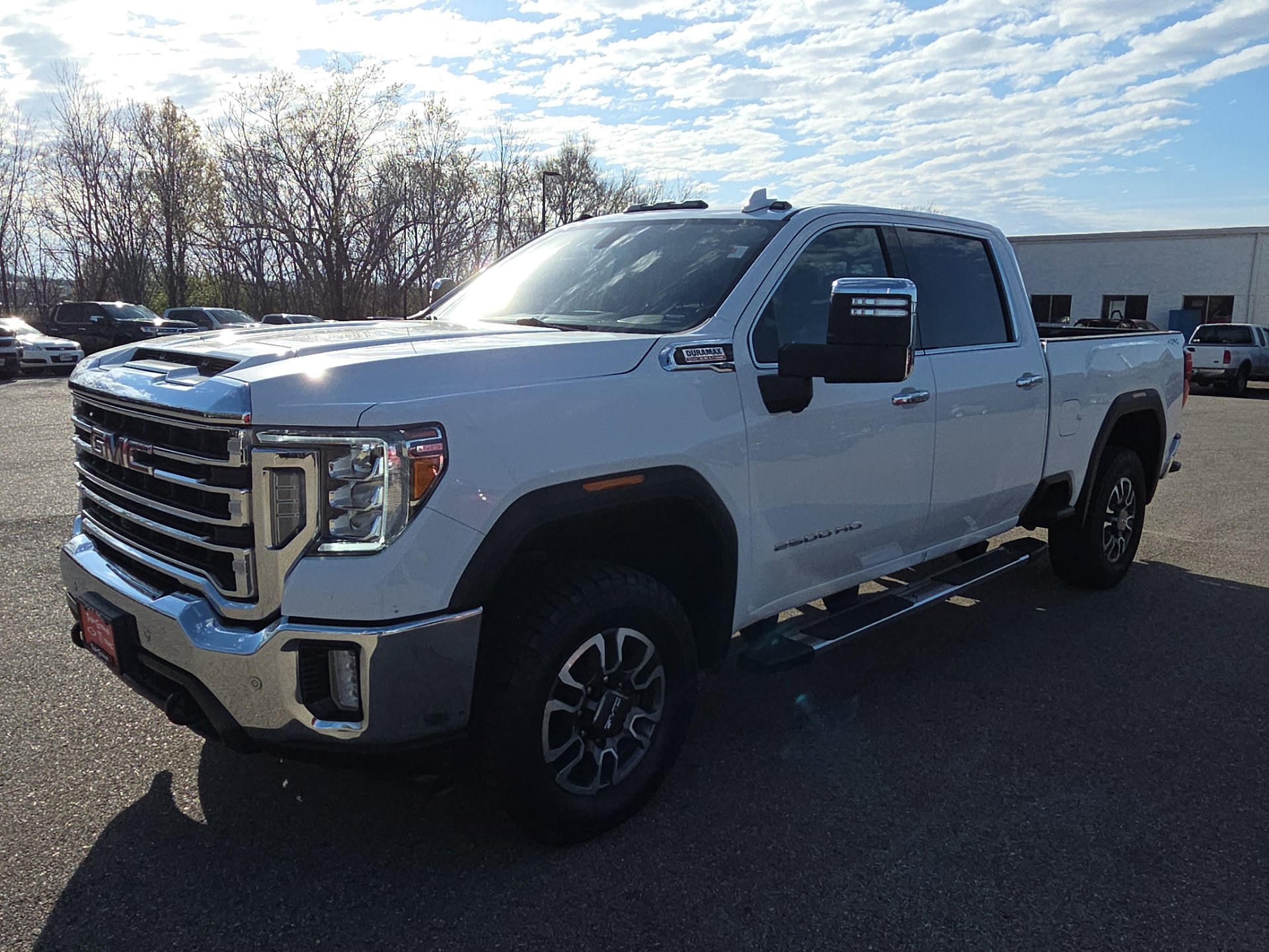 Used 2021 GMC Sierra 2500 SLT w/ SLT Premium Package image 4