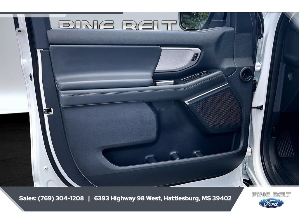 New 2027 Ford Expedition Active AWD/4WD image 17