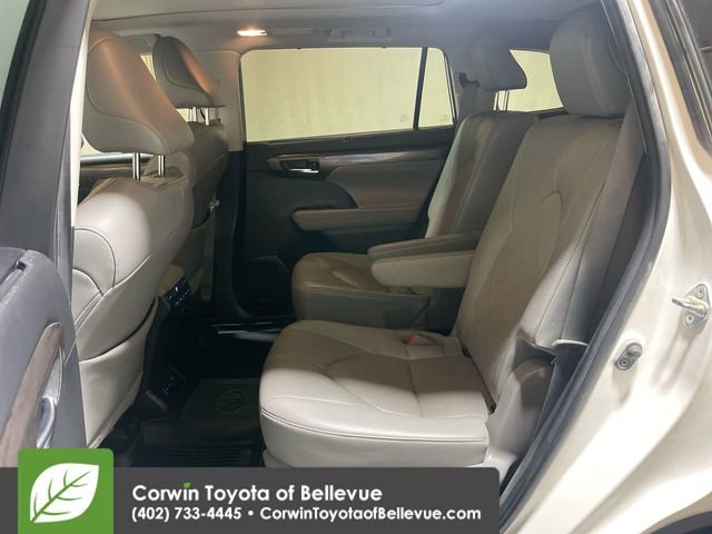 Used 2022 Toyota Highlander Platinum image 23