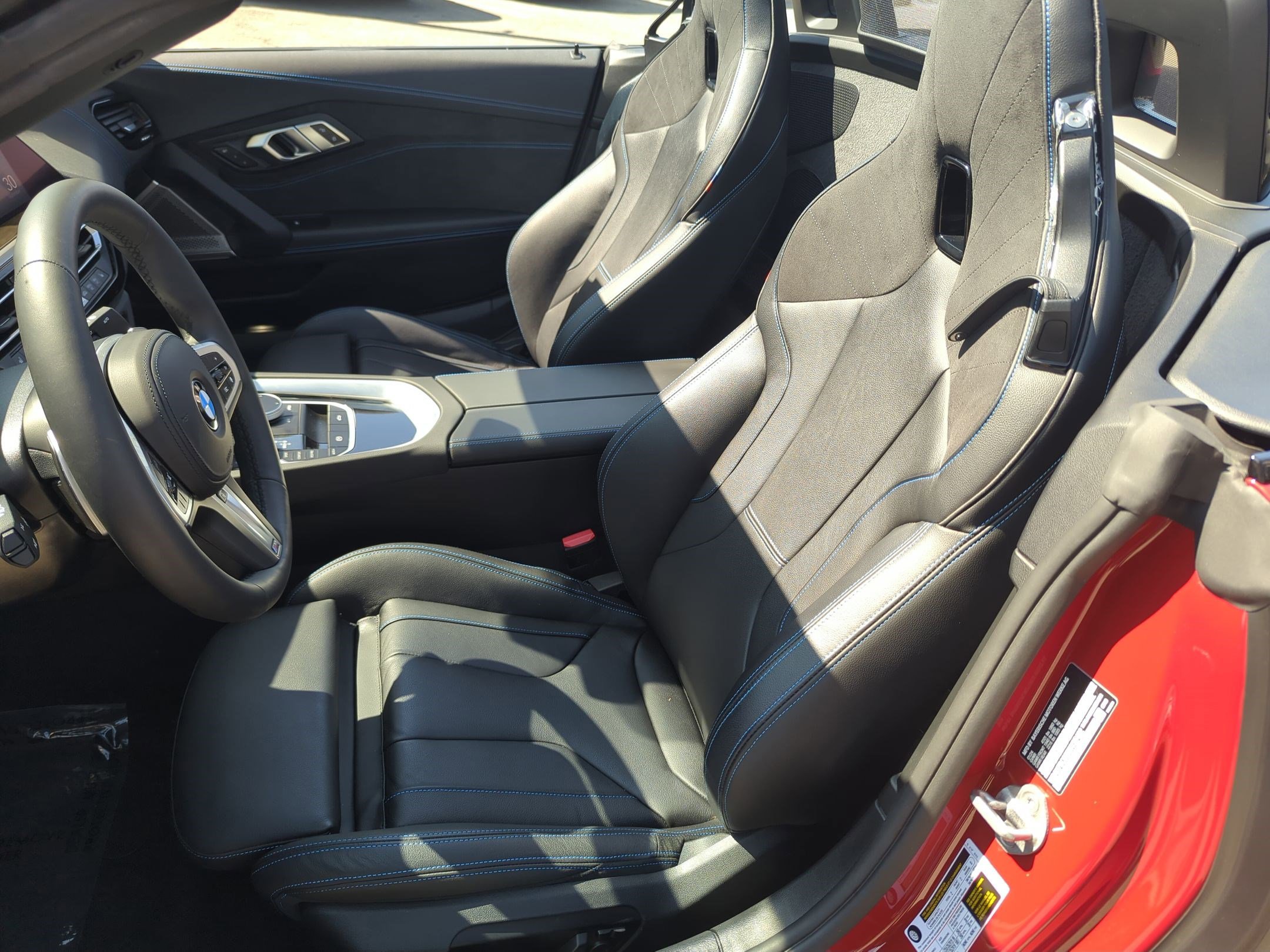 Certified 2024 BMW Z4 M40i w/ Premium Package image 16