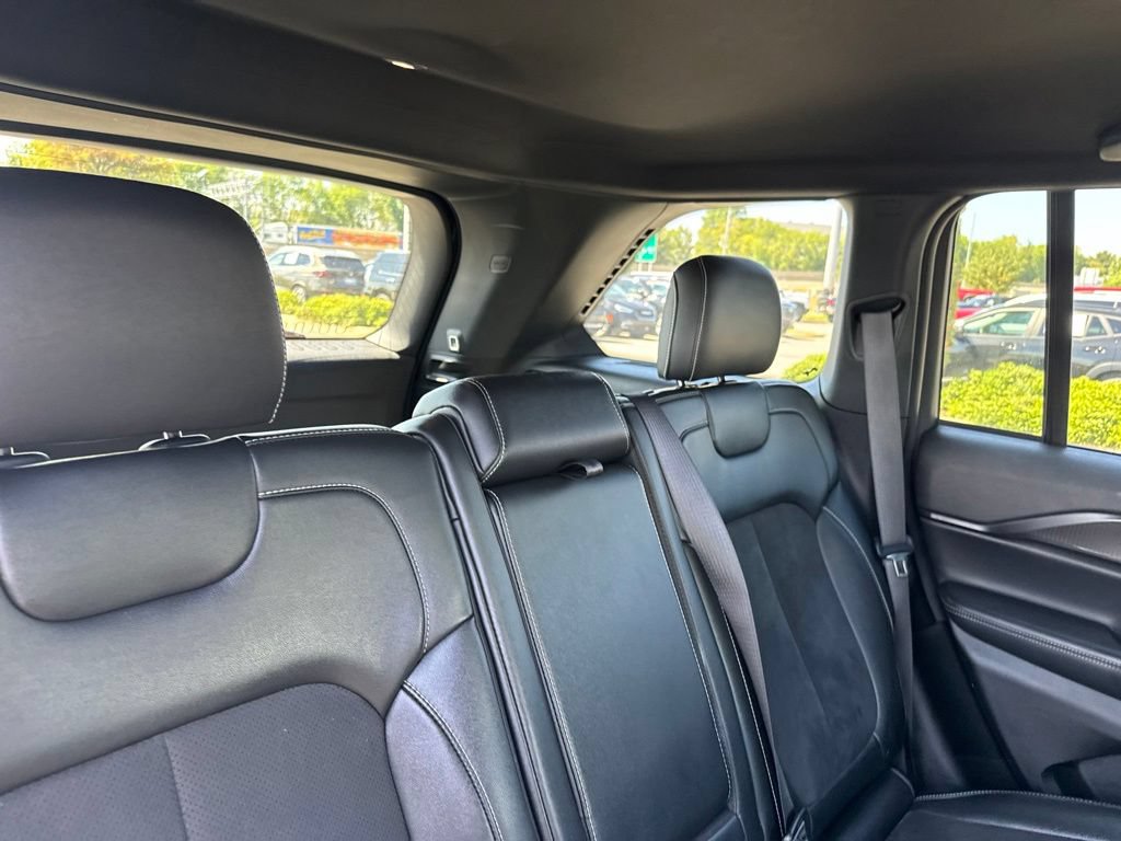 Used 2024 Jeep Grand Cherokee Altitude AWD/4WD image 20