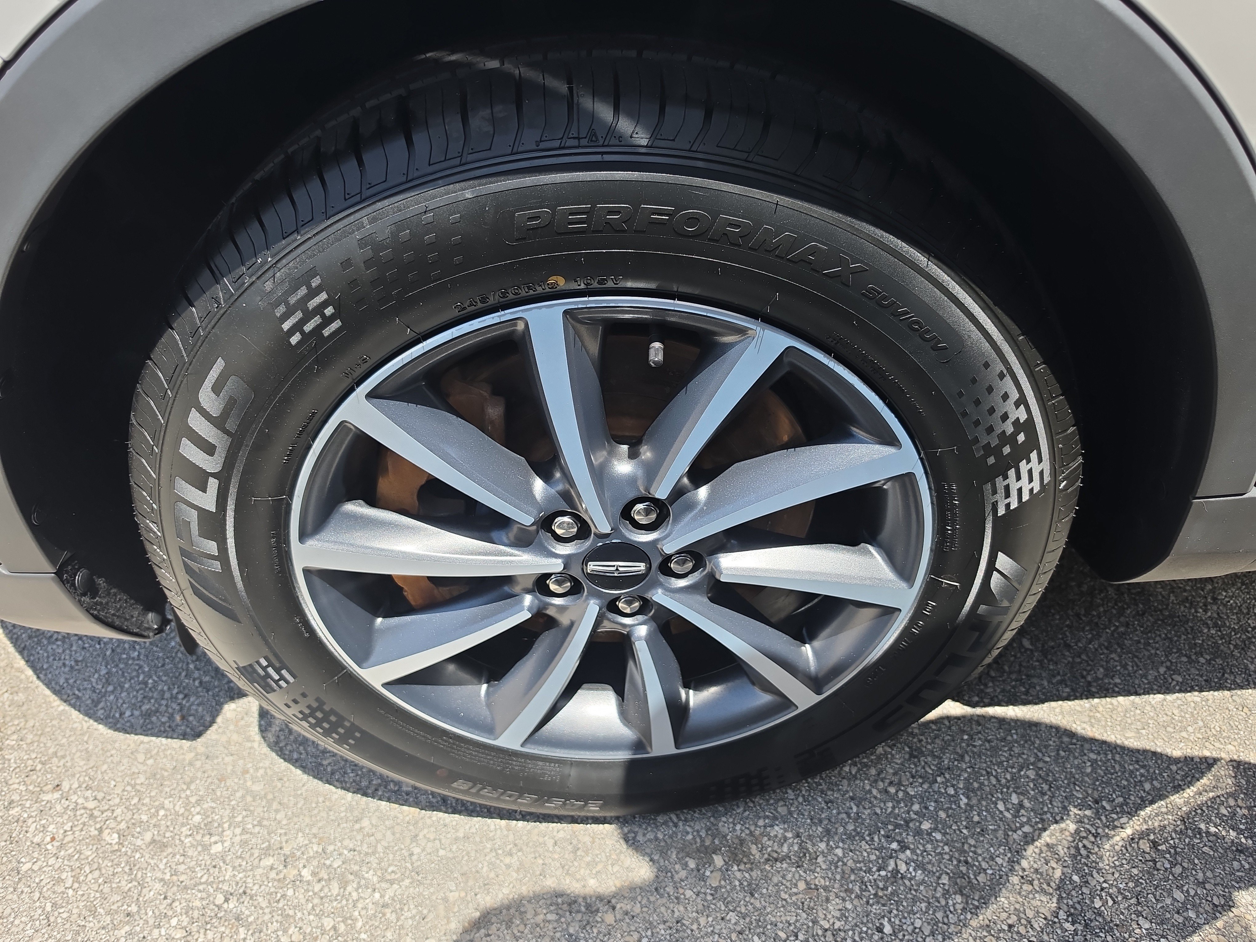 Used 2022 Lincoln Nautilus FWD image 7