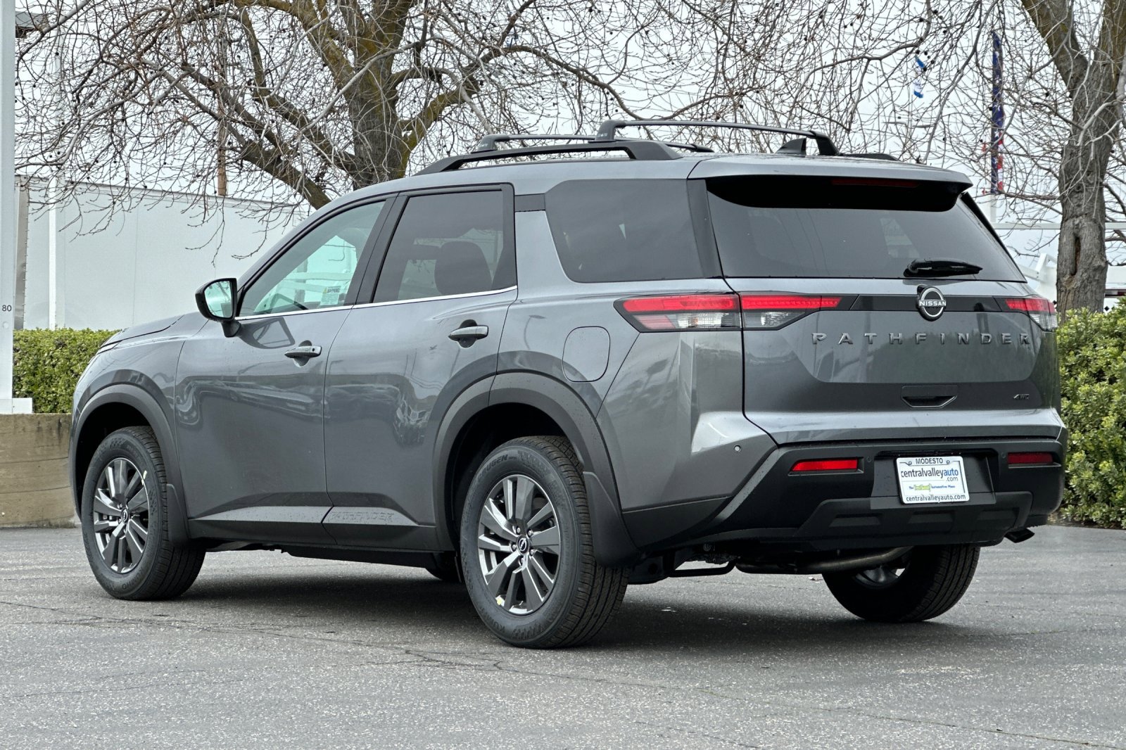 New 2026 Nissan Pathfinder SV image 6