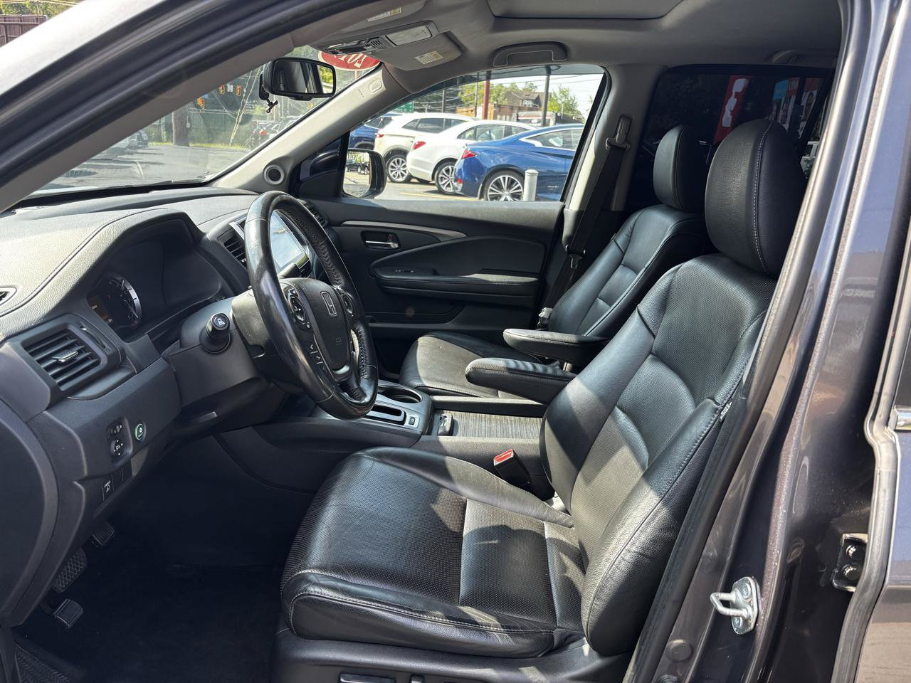 Used 2019 Honda Ridgeline RTL-T image 11