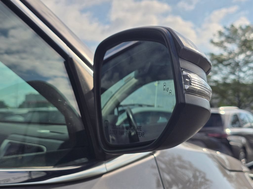 Used 2019 Toyota Highlander SE AWD/4WD image 20
