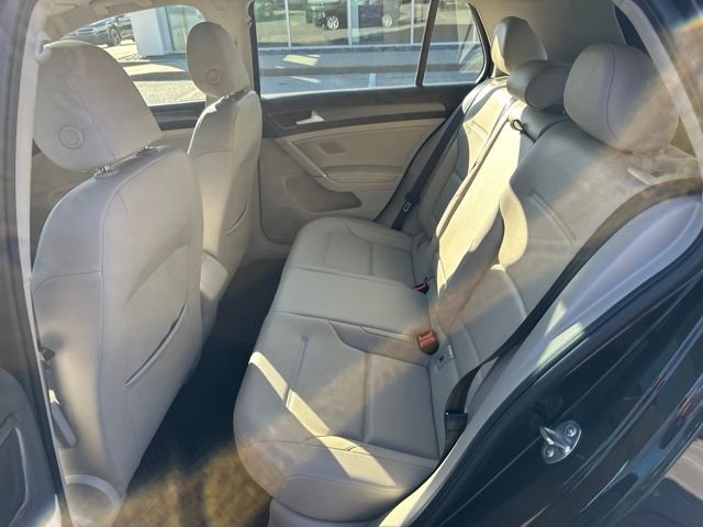 Certified 2019 Volkswagen Golf SE w/ Driver Assistance Package image 32