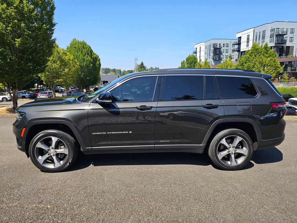 Used 2023 Jeep Grand Cherokee L Limited w/ Luxury Tech Group II AWD/4WD image 8