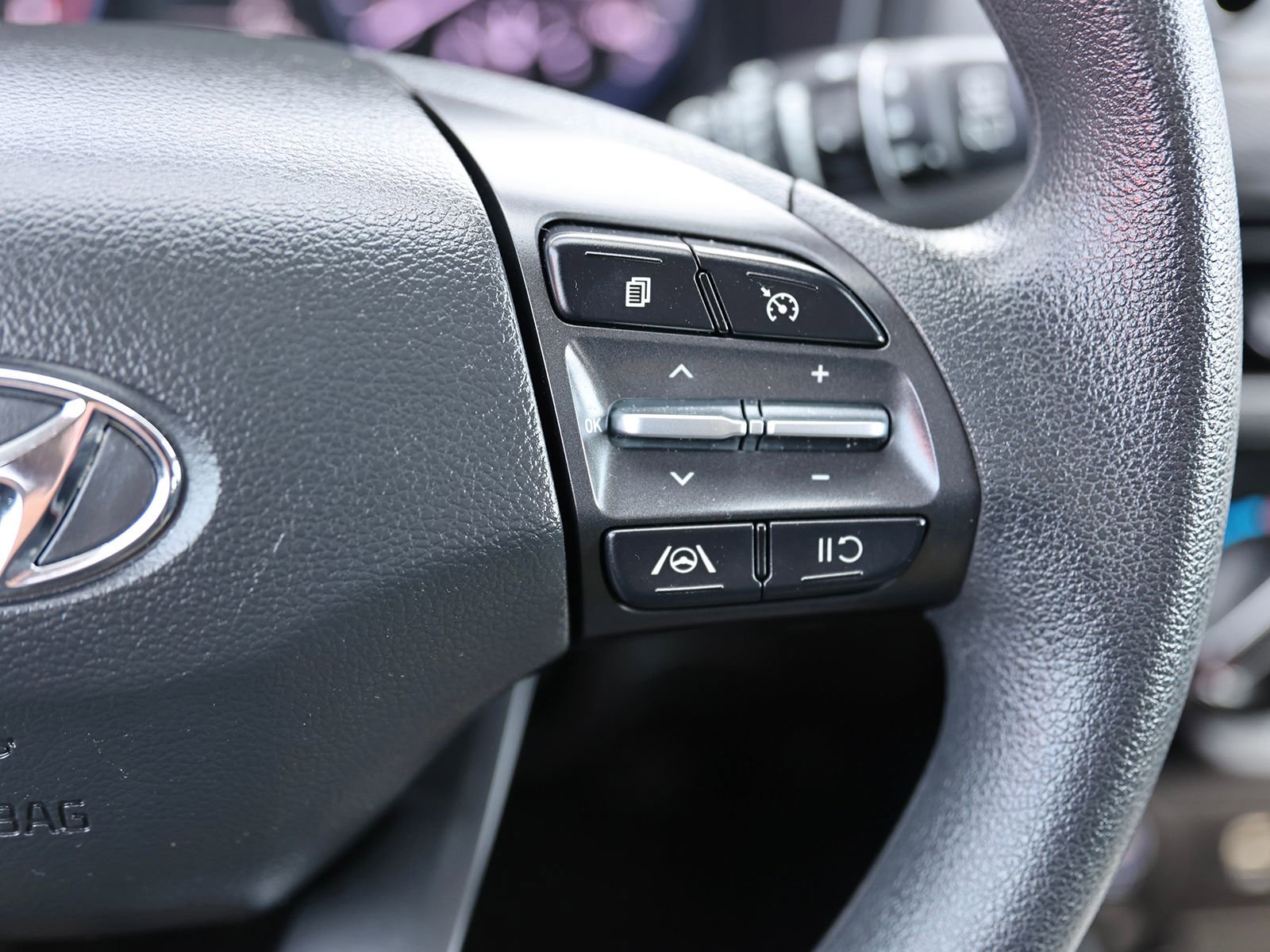 Certified 2023 Hyundai Kona SEL AWD/4WD image 34