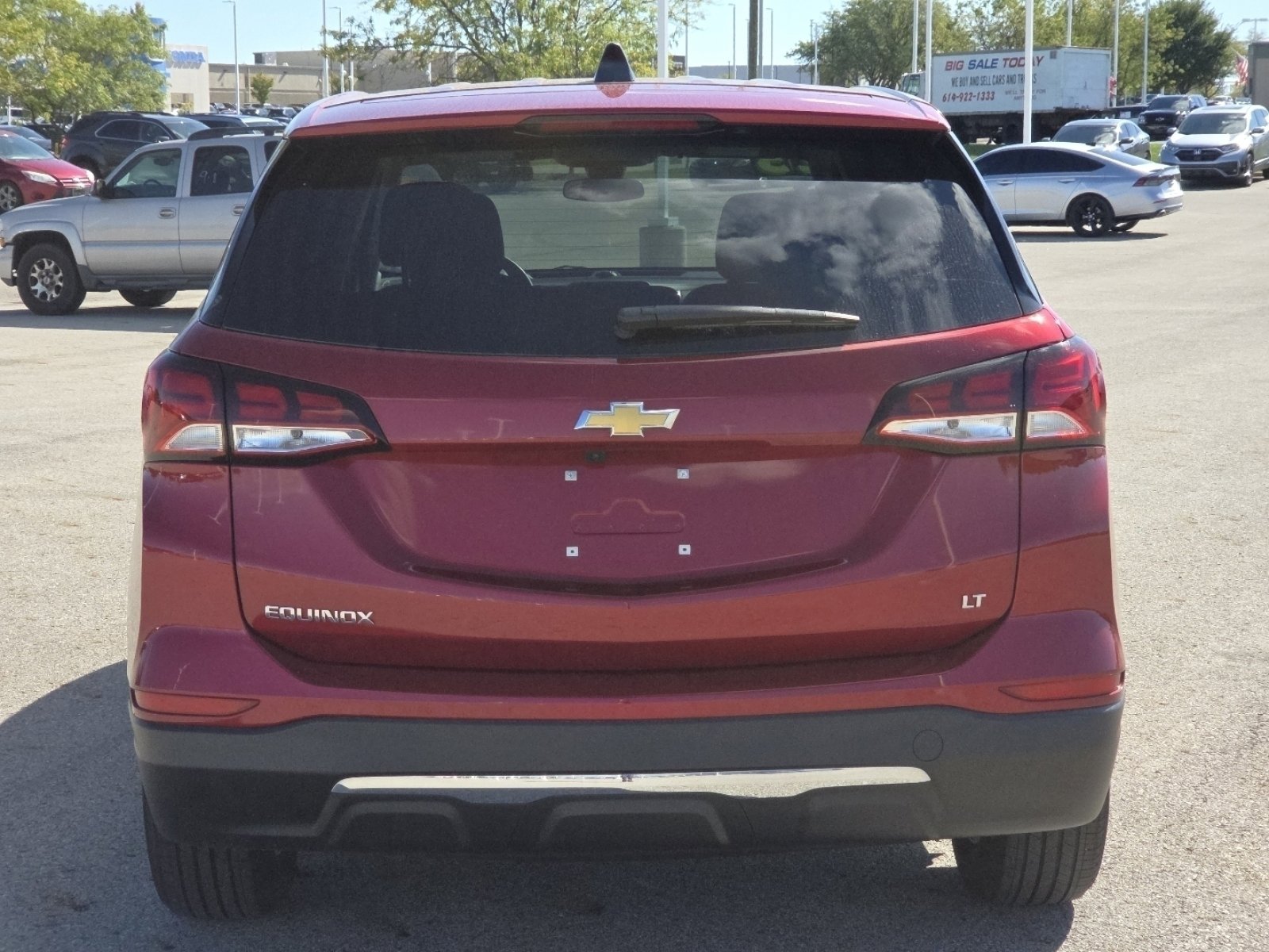 Used 2023 Chevrolet Equinox LT image 18