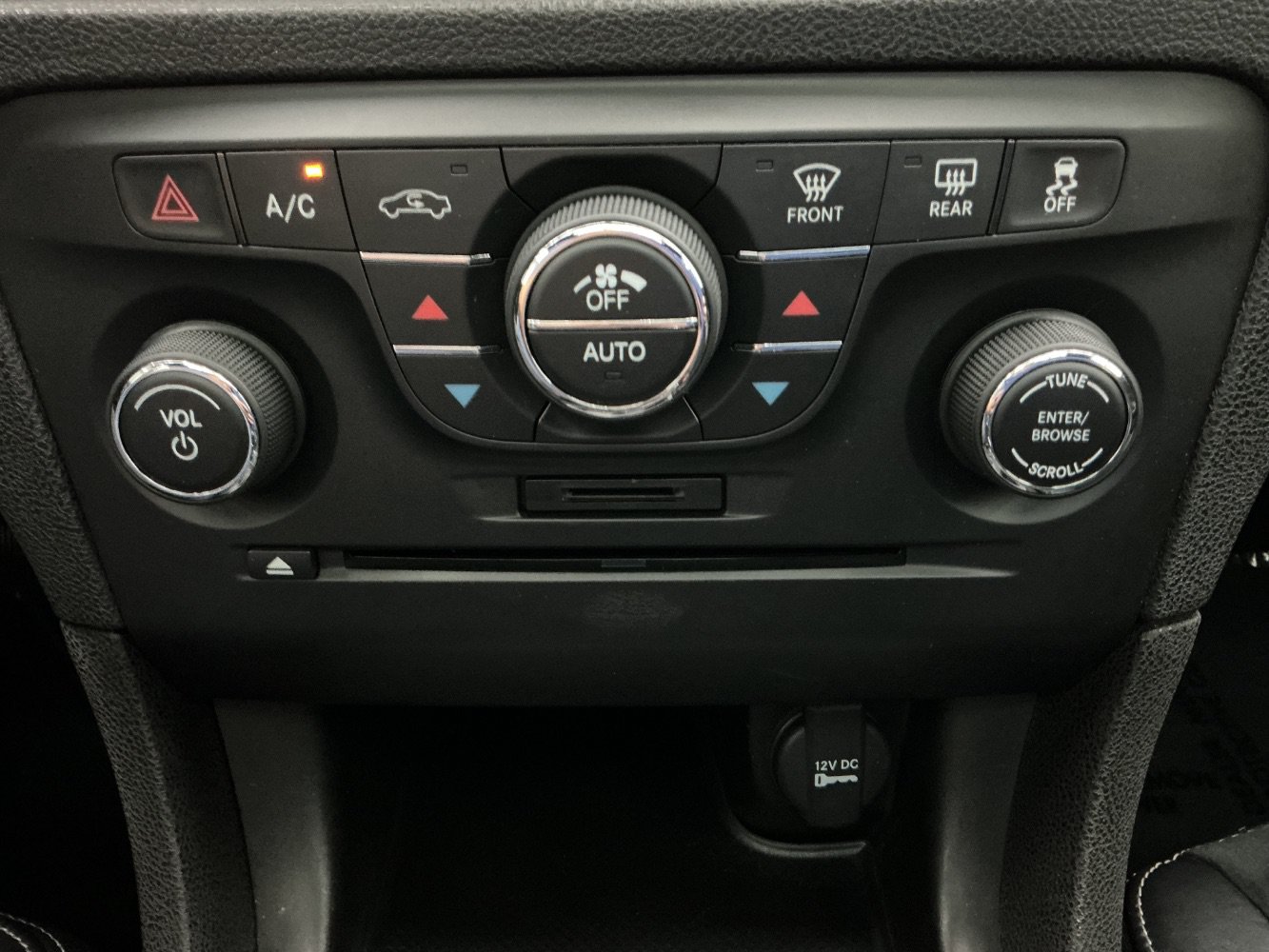 Used 2011 Dodge Charger R/T RWD image 36