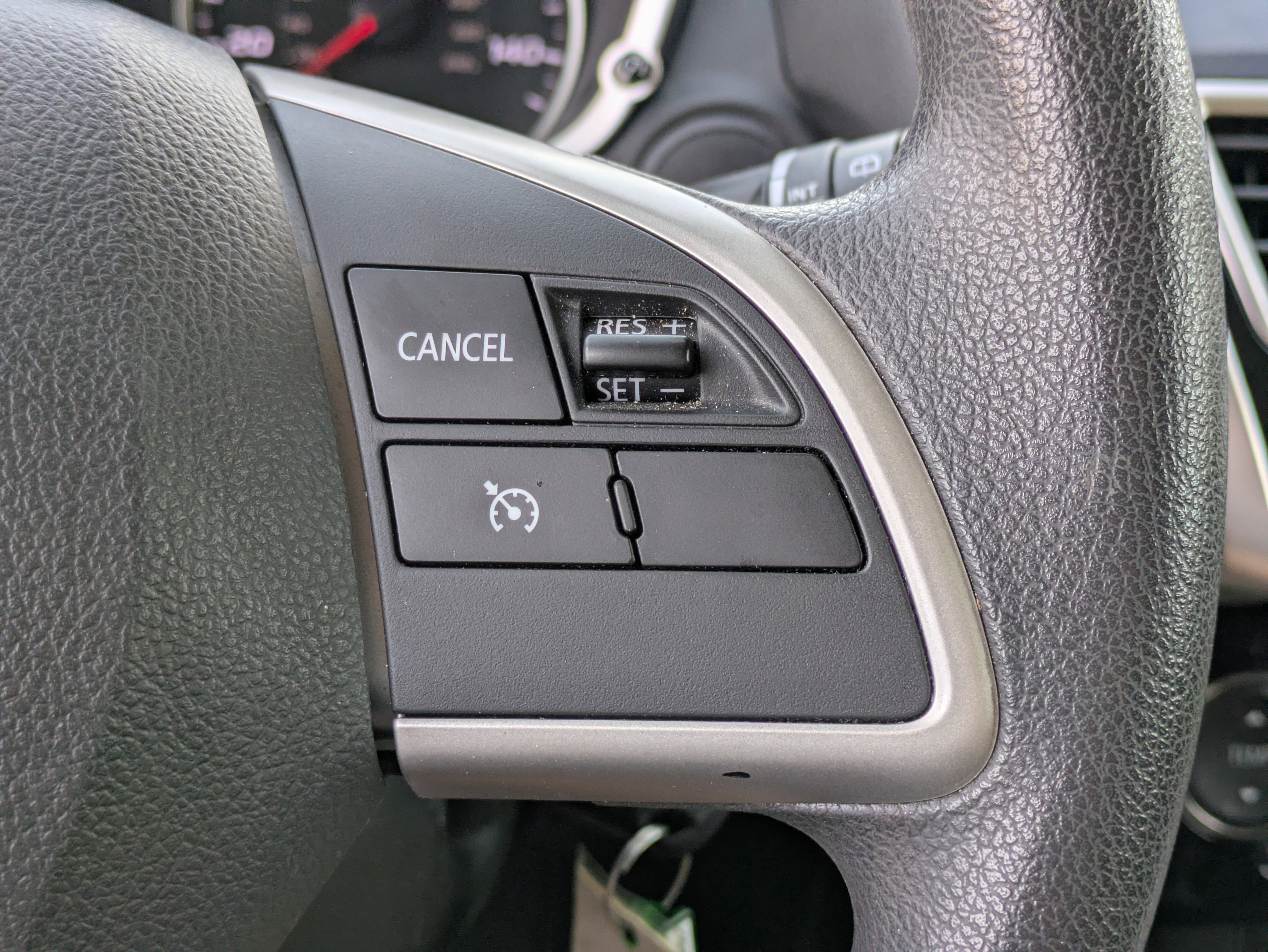 Used 2018 Mitsubishi Eclipse Cross LE image 24