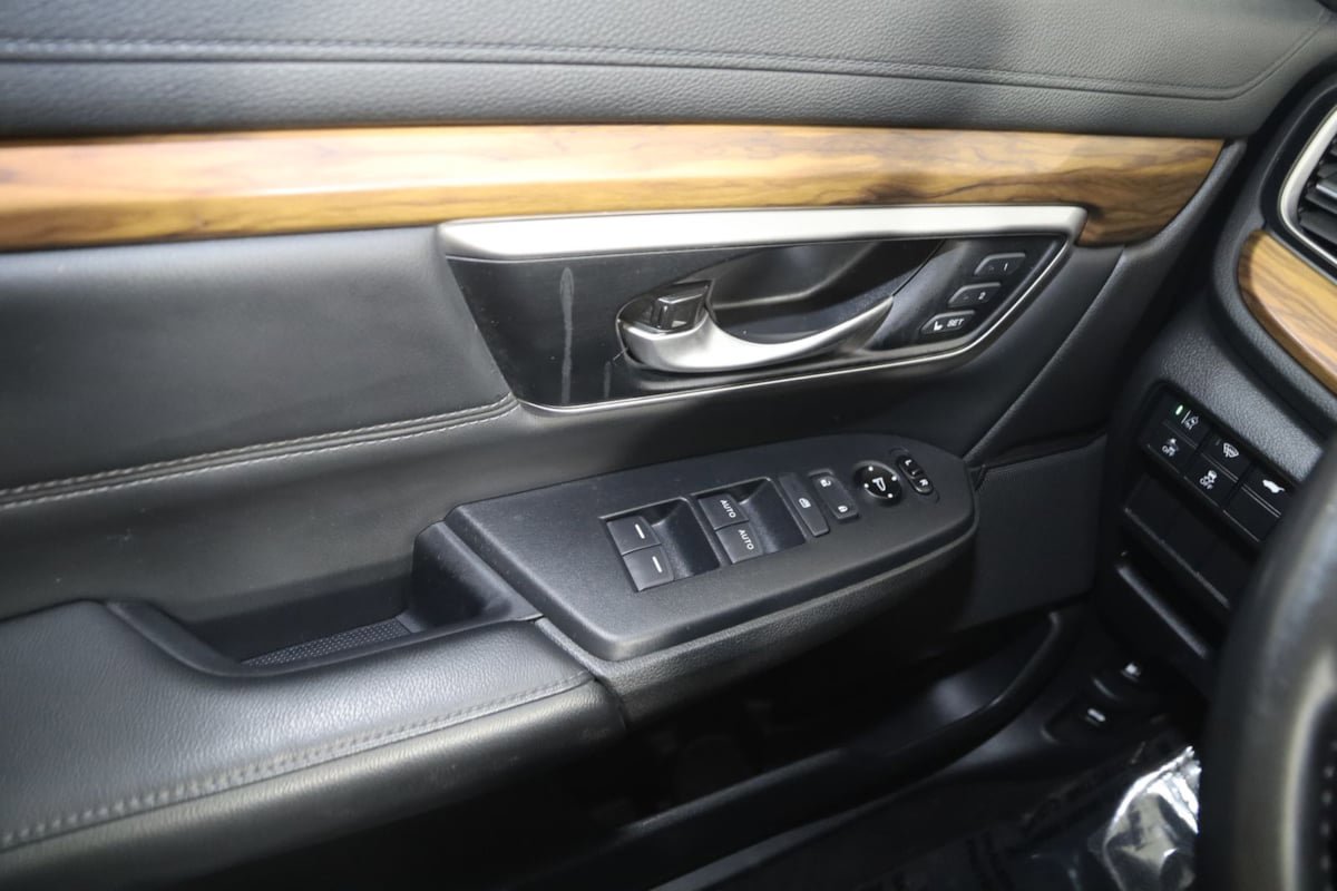 Used 2019 Honda CR-V Touring image 30