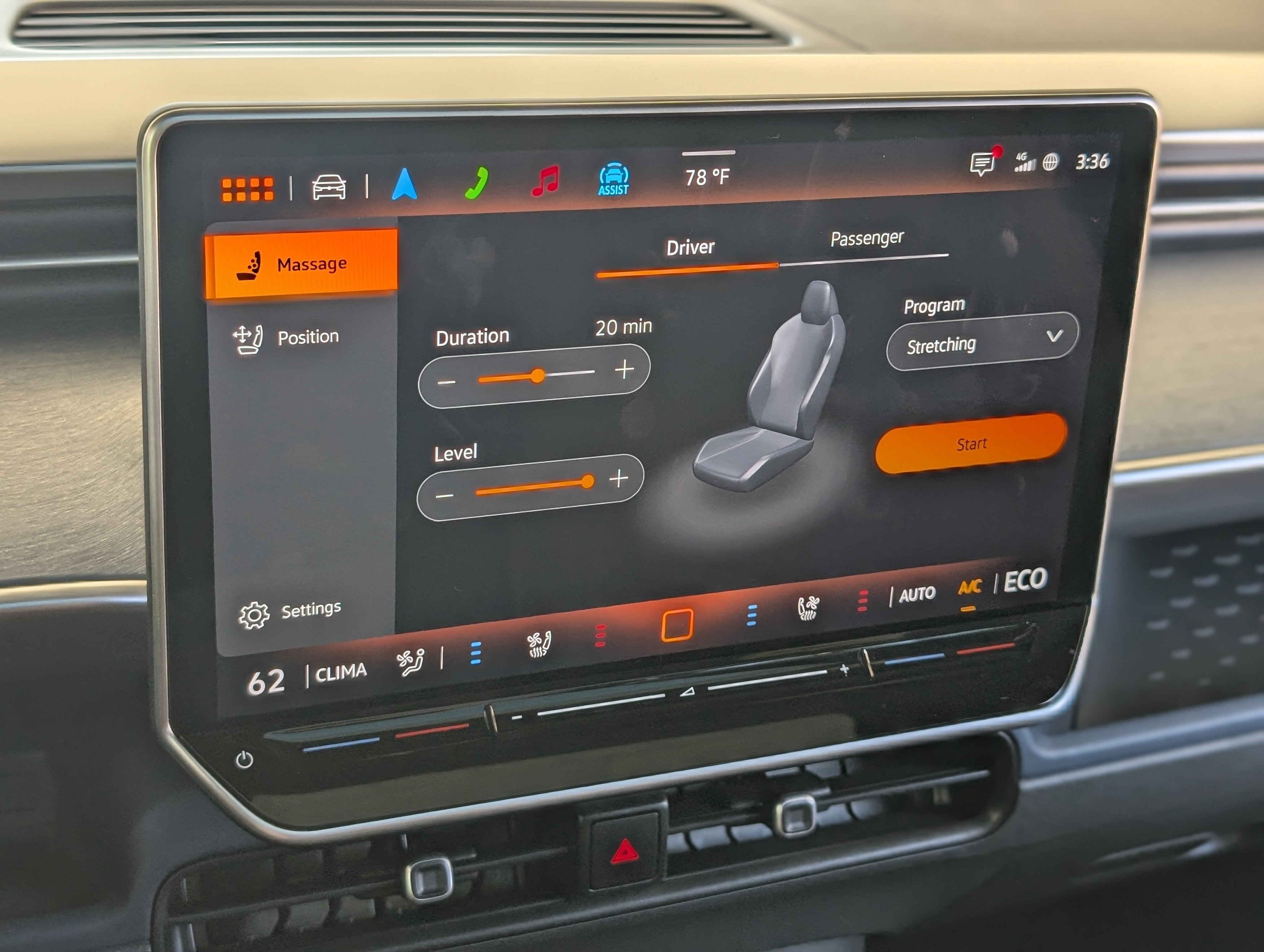 Used 2025 Volkswagen ID. Buzz Pro S Plus RWD image 35