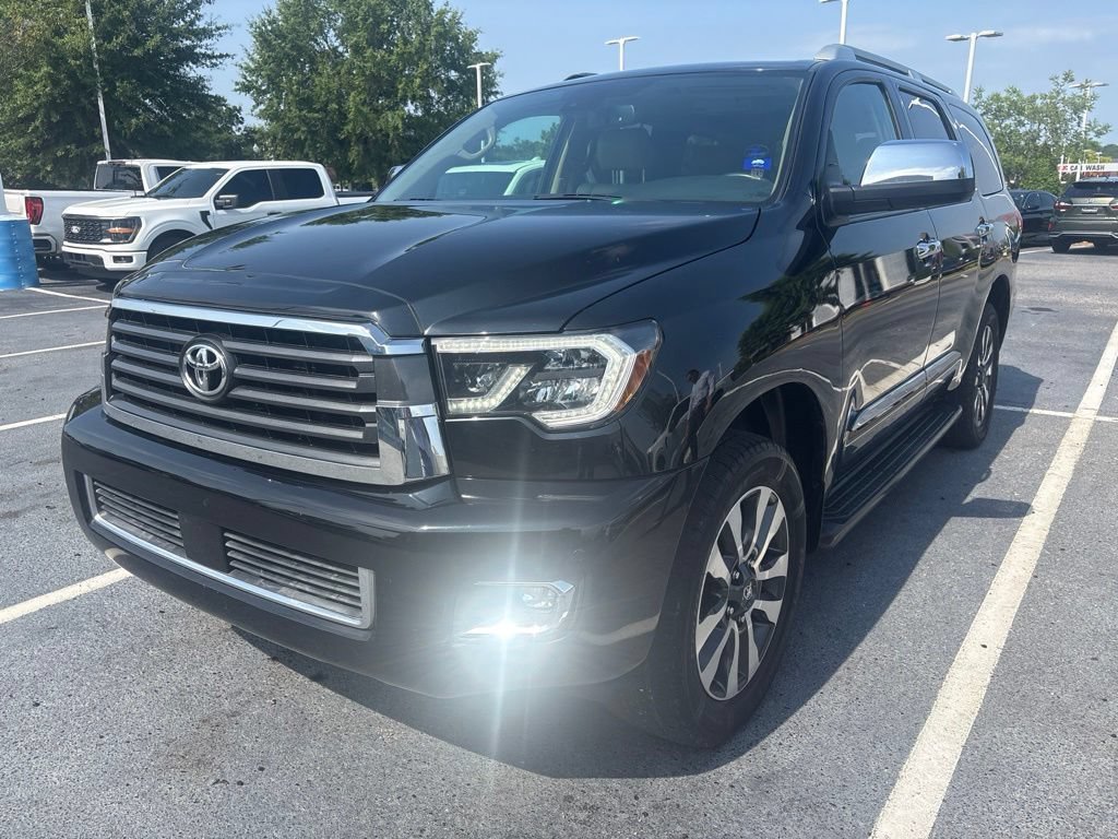 Used 2019 Toyota Sequoia Limited w/ Safety & Convenience Package RWD image 1