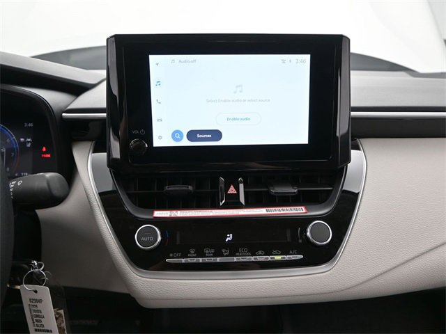 Used 2026 Toyota Corolla LE image 6