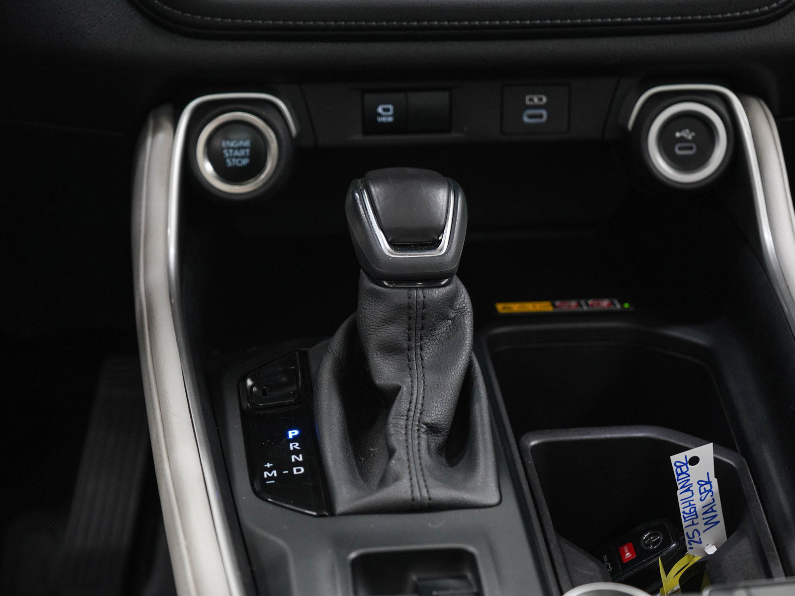 Used 2025 Toyota Grand Highlander AWD image 23