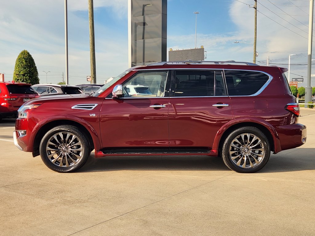 Used 2022 Nissan Armada Platinum w/ Captain's Chairs Package RWD image 4