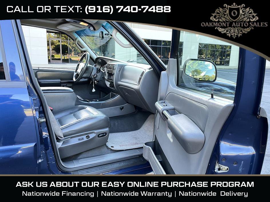 Used 2004 Ford Explorer Sport Trac XLT AWD/4WD image 10