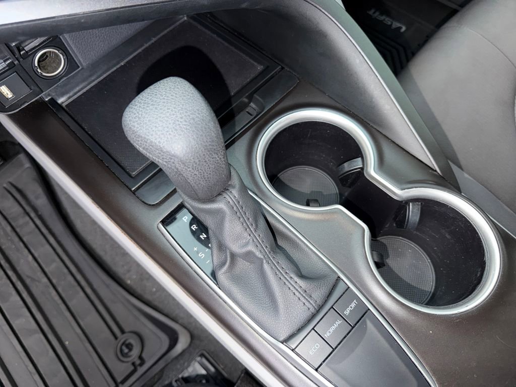 Used 2024 Toyota Camry LE image 24