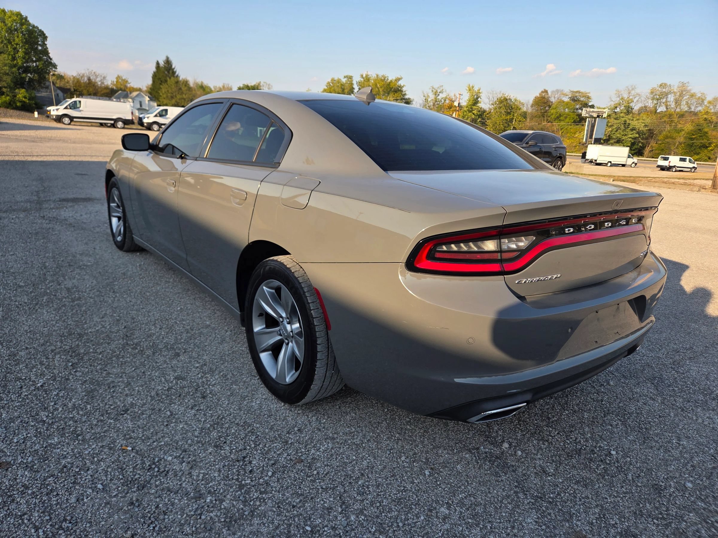 Used 2018 Dodge Charger SXT Plus RWD image 6