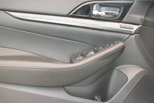 Used 2023 Nissan Maxima SR FWD image 21