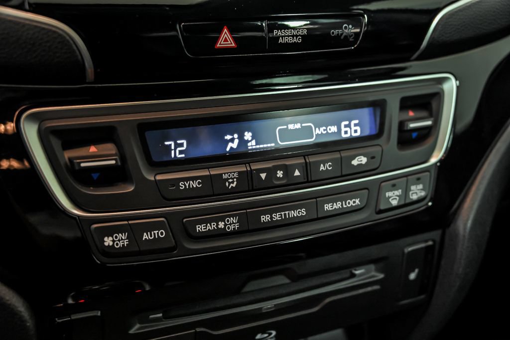 Used 2020 Honda Pilot Touring image 26