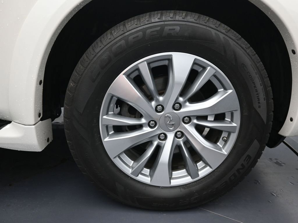 Used 2016 INFINITI QX80 4WD w/ Driver's Assistance Package image 30