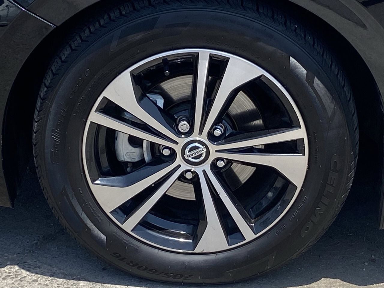 Certified 2023 Nissan Sentra SV FWD image 8