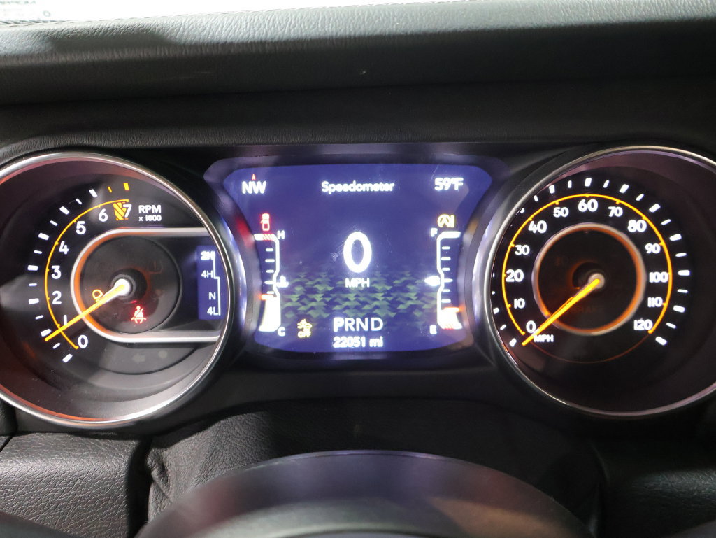 Certified 2020 Jeep Gladiator Overland AWD/4WD image 35