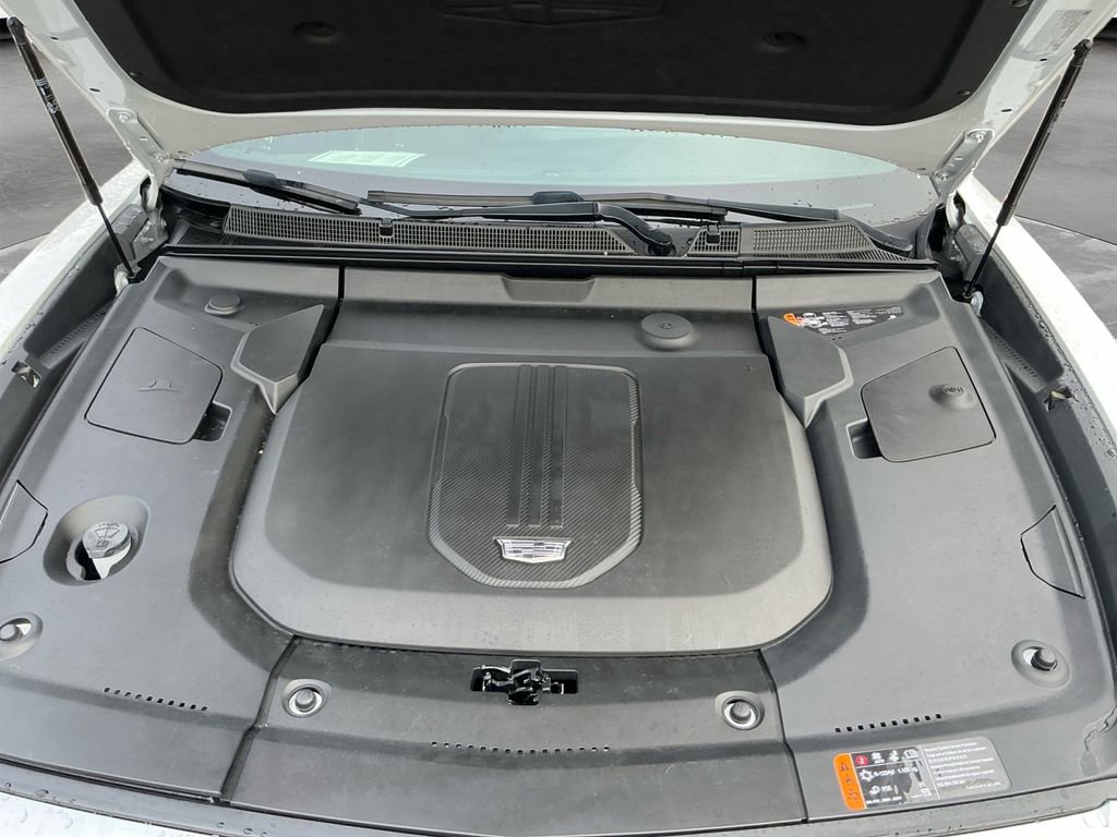 Used 2024 Cadillac Lyriq Luxury image 18