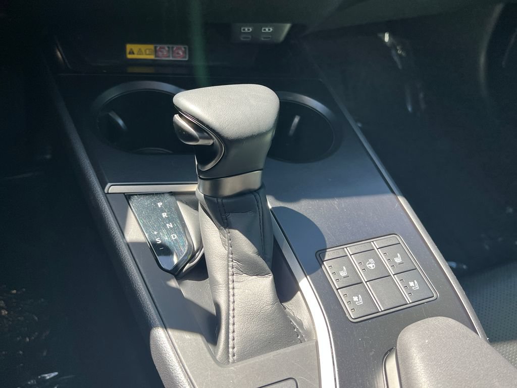 Used 2024 Lexus UX 250h F Sport FWD image 35