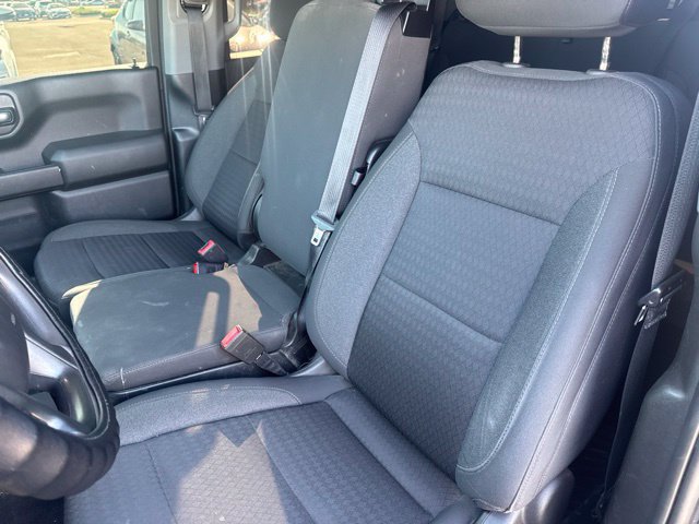 Used 2022 Chevrolet Silverado 1500 Custom RWD image 2