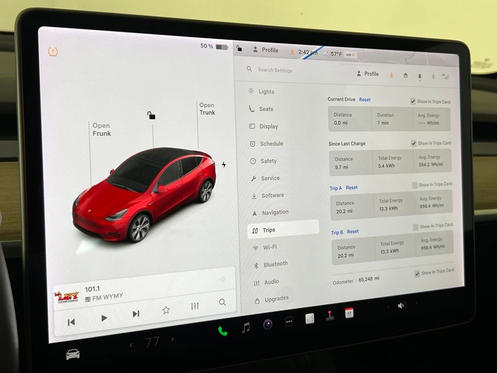 Used 2021 Tesla Model Y Long Range image 32