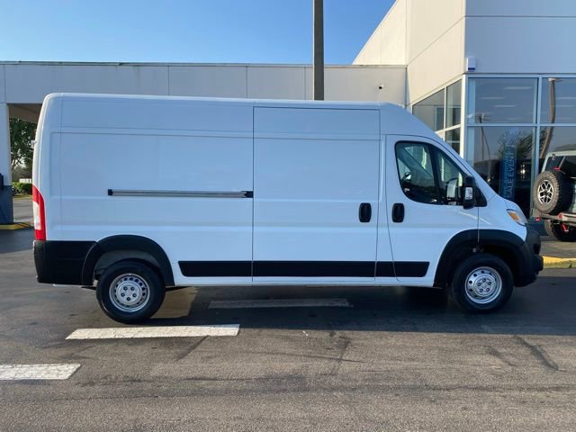 Used 2025 RAM ProMaster 2500 w/ Convenience Group image 11