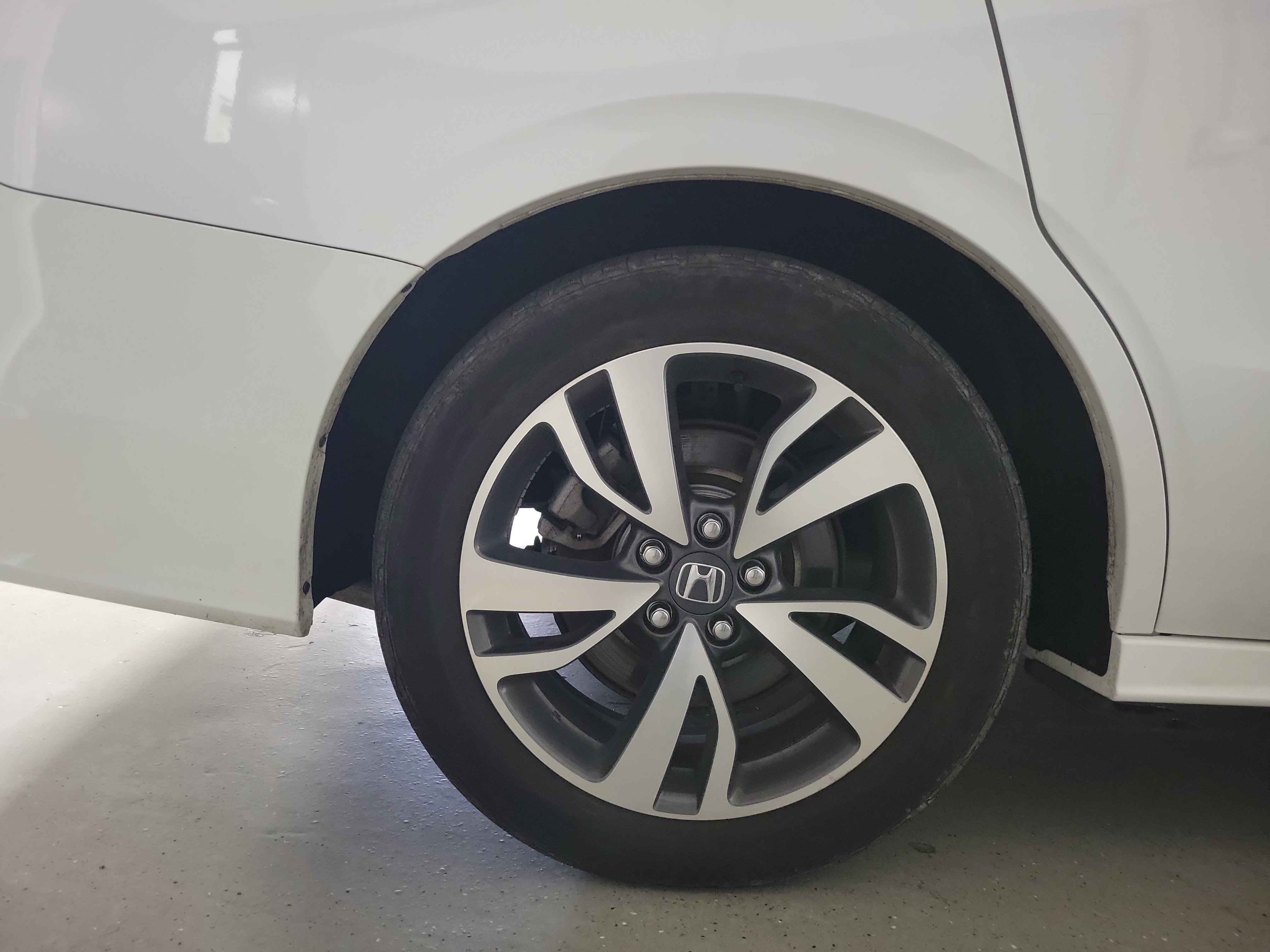 Certified 2023 Honda Odyssey Touring image 5