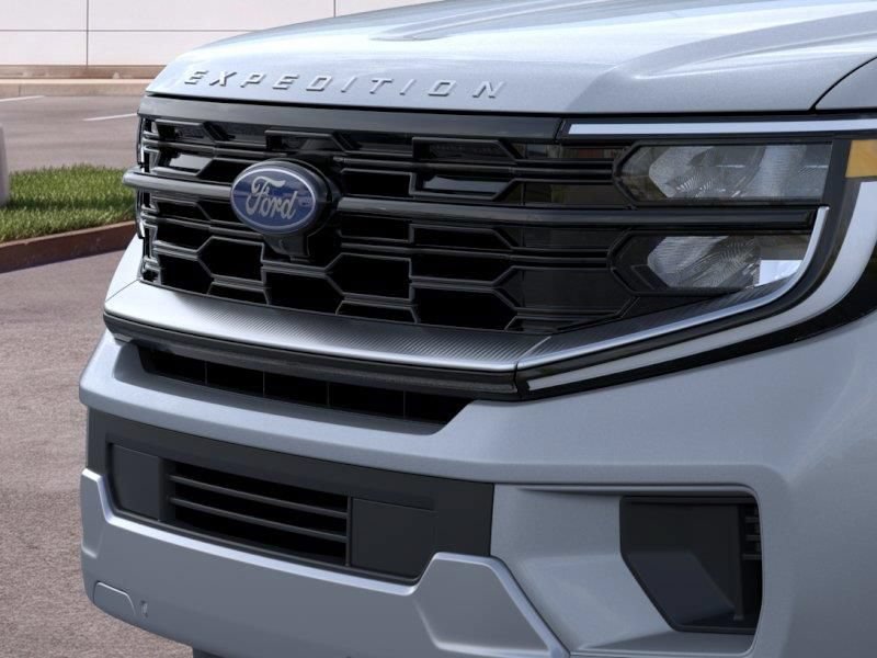 New 2026 Ford Expedition Platinum w/ Driver's Package AWD/4WD image 17