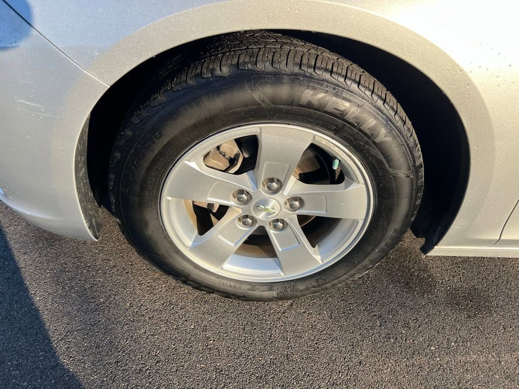 Used 2015 Chevrolet Malibu LS image 12