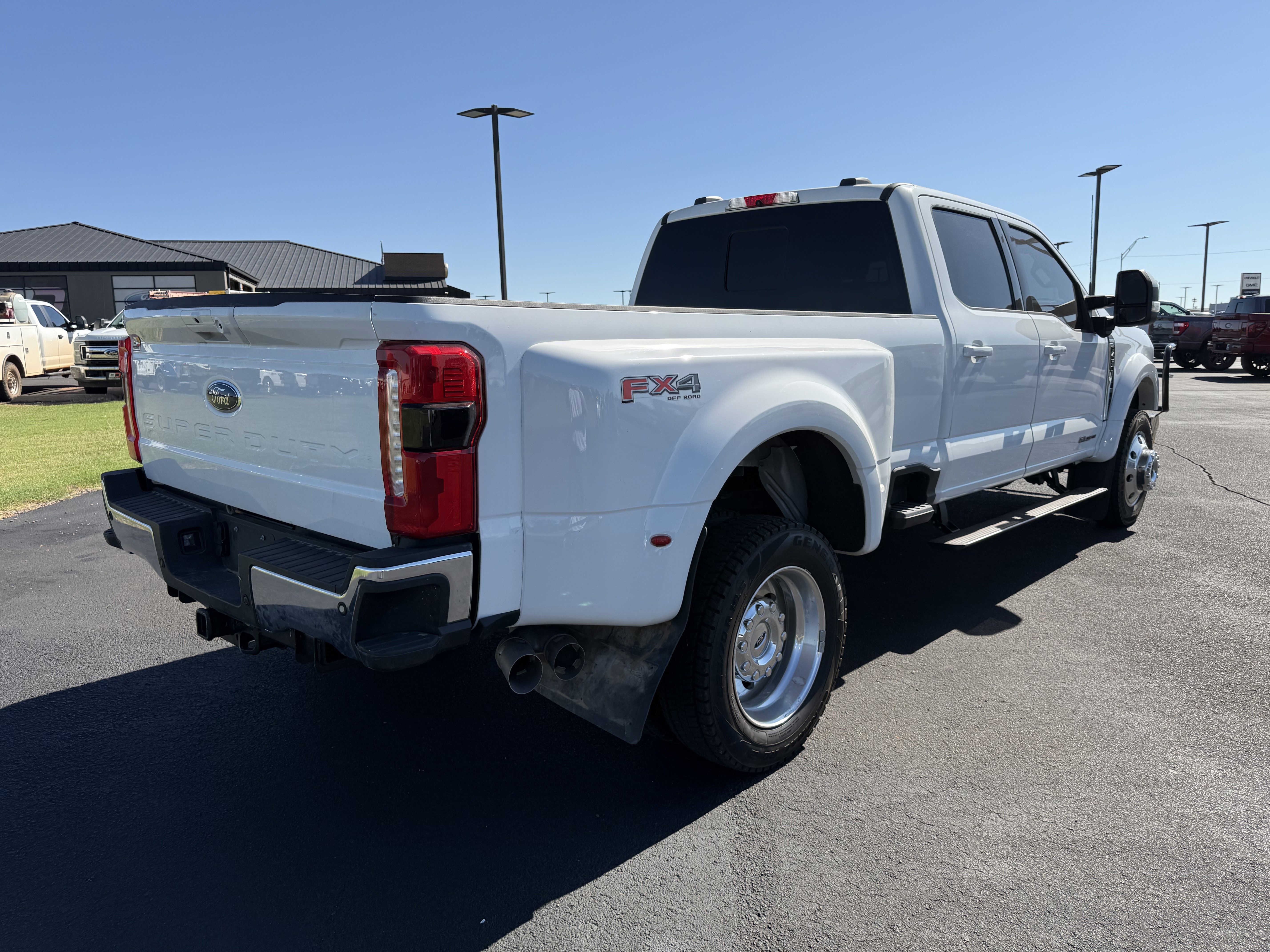 Used 2023 Ford F450 Lariat w/ Lariat Ultimate Package image 3
