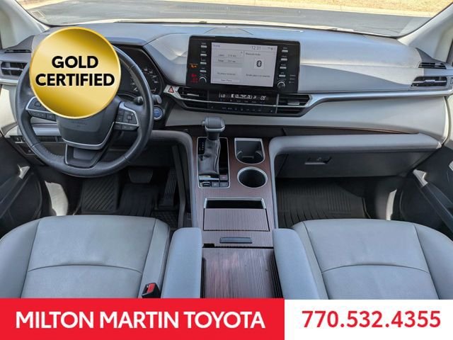 Certified 2024 Toyota Sienna XLE FWD image 6