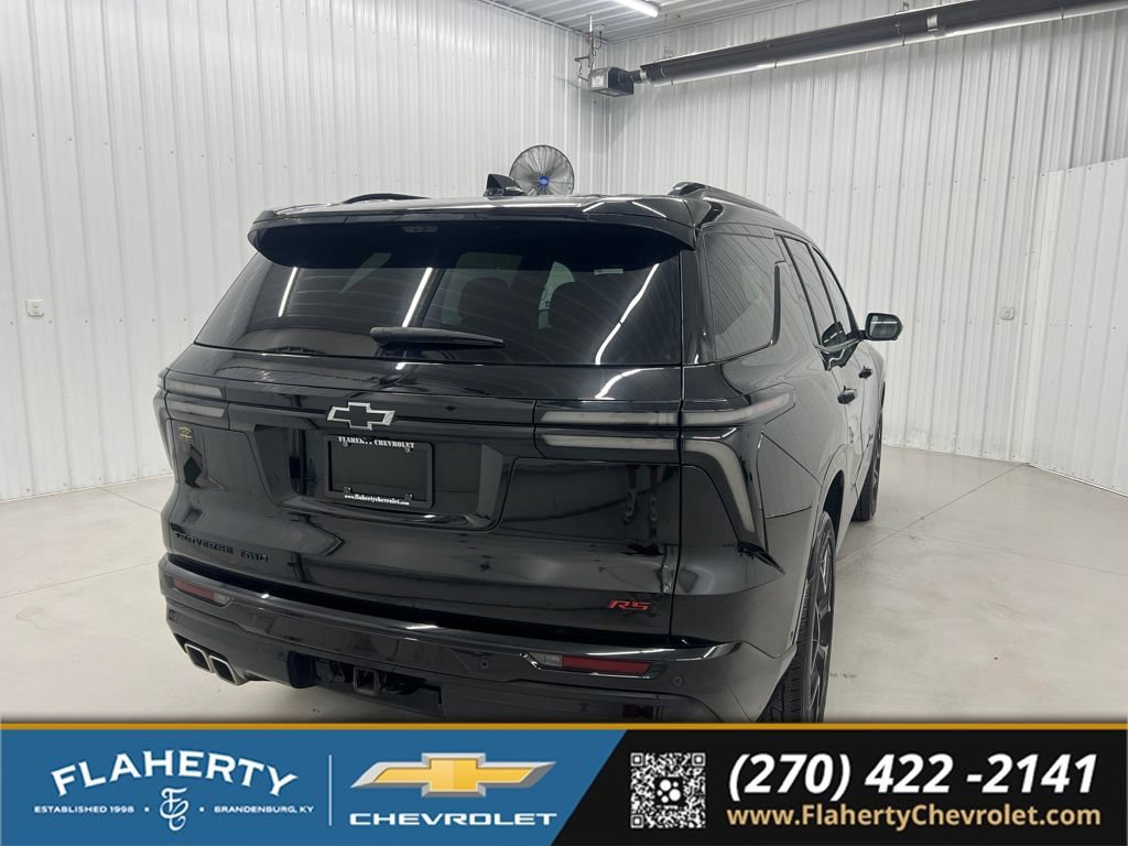 Used 2024 Chevrolet Traverse RS w/ LPO, Floor Liner Package AWD/4WD video 3
